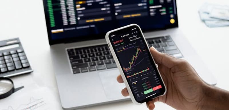 GrabJobs: Scaling Job Search to 10 Million Listings